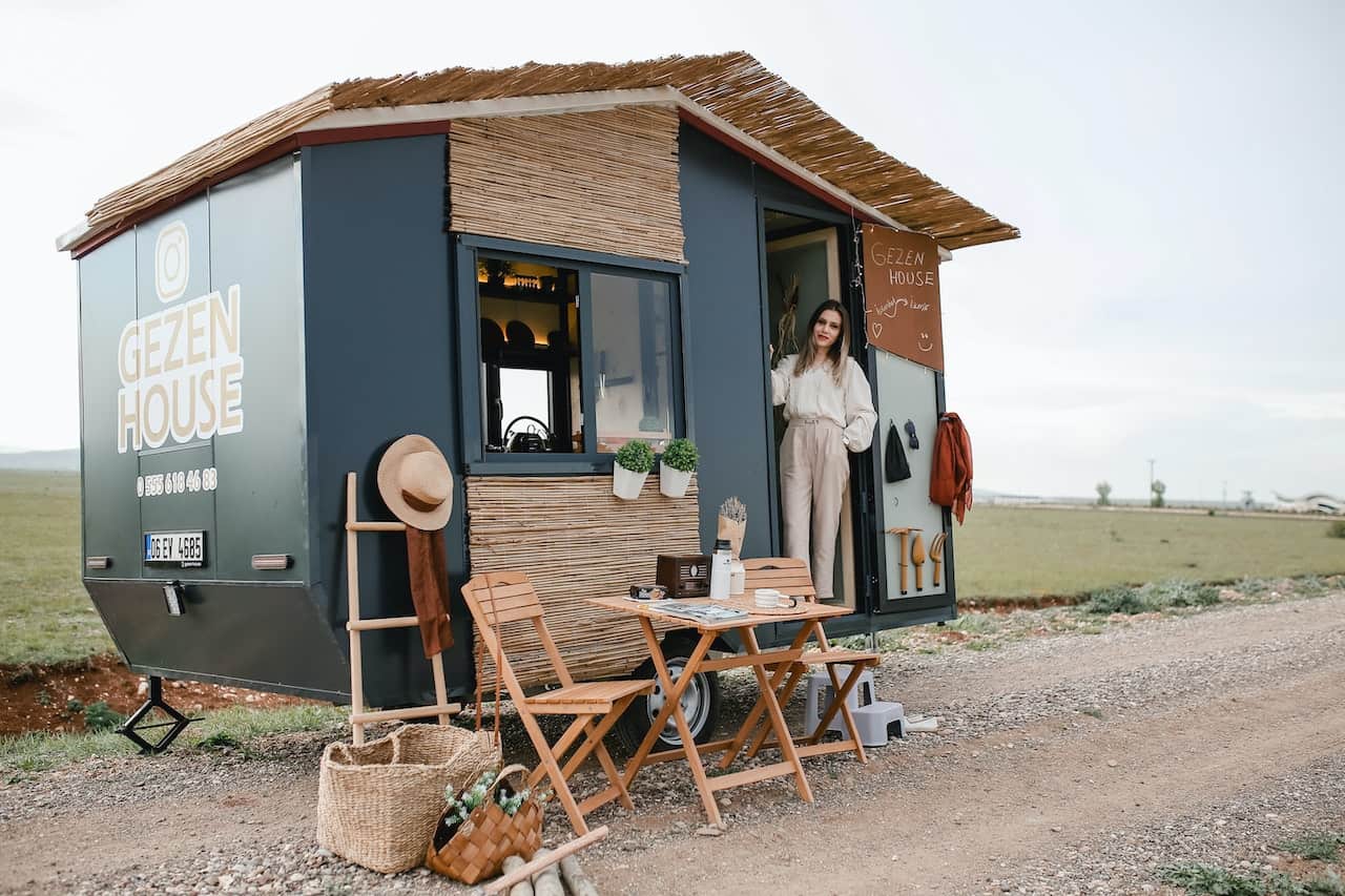 5 Inspiring Tiny House YouTube Channels To Binge in 2024